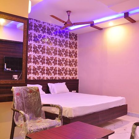 Hotel Golden Inn Balangir Bagian luar foto