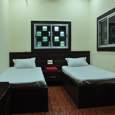 Hotel Golden Inn Balangir Bagian luar foto