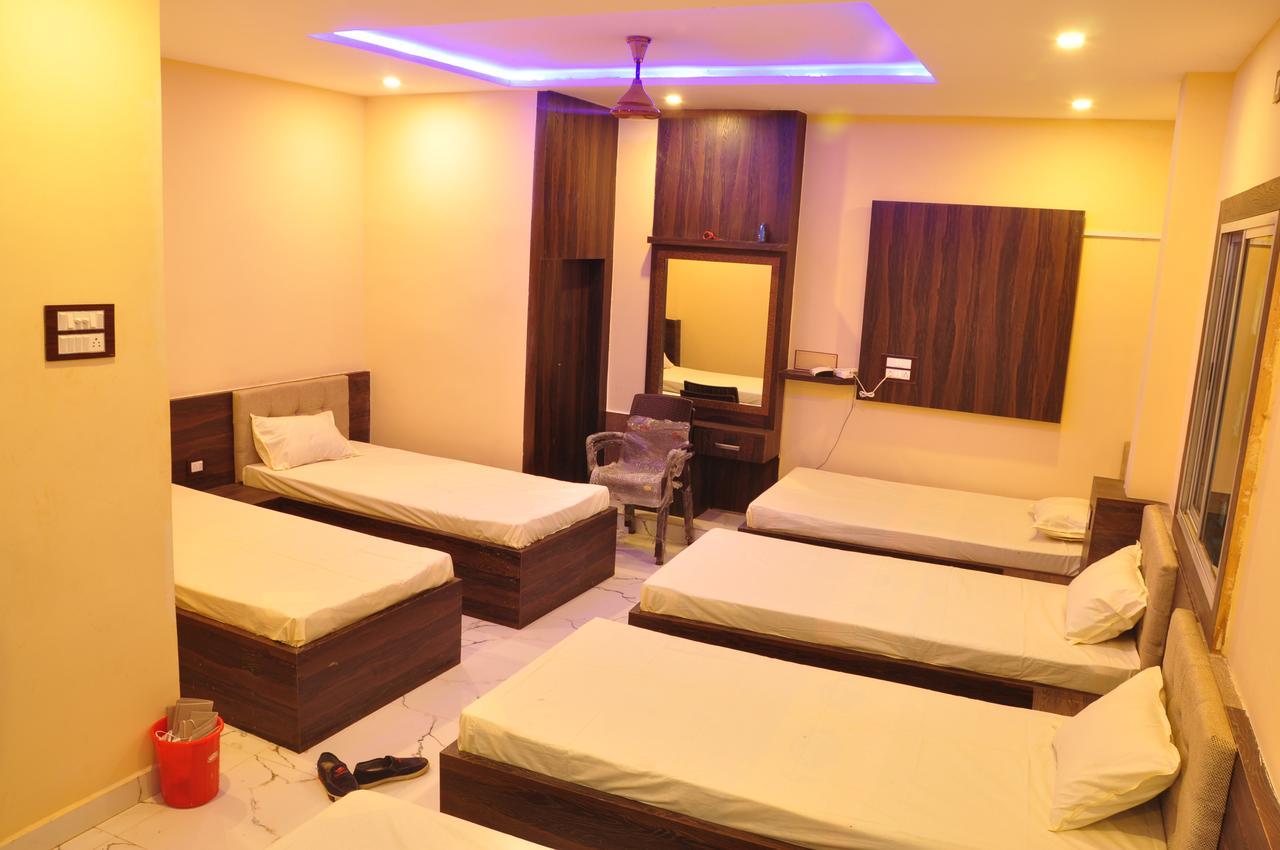 Hotel Golden Inn Balangir Bagian luar foto
